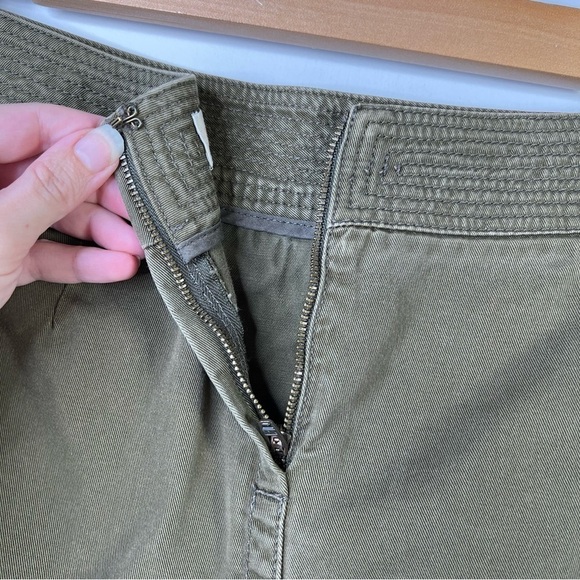 J Crew Womens Chino A Line Skirt Size 0 Olive Green Y2K Knee Length Casual FLAW - Picture 5 of 8